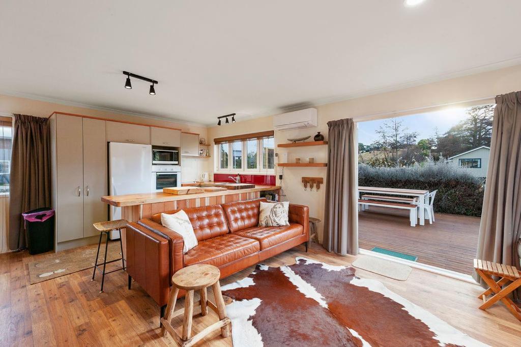 The Purple House - Ohakune Home With Spa Pool Ngoại thất bức ảnh